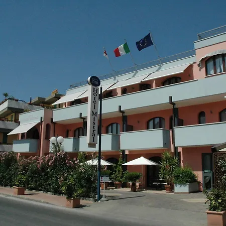 Hotel Mistral