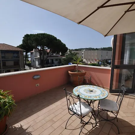 Mistral 3* Marina di Campo