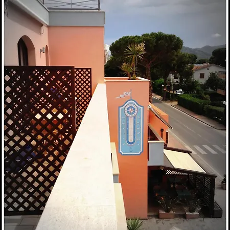Hotel Mistral 3*