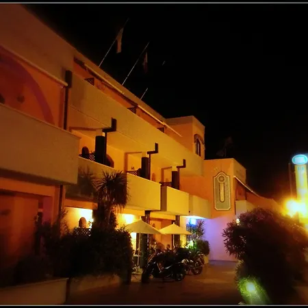 Hotel Mistral 3*